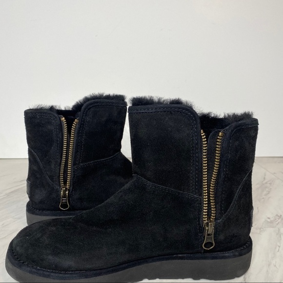 New! UGG Abree Mini Black Winter Boot 5 - Picture 6 of 14